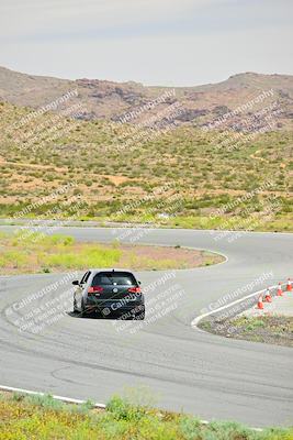 media/May-04-2024-Team Topak Racing (Sat) [[1dff1aa745]]/Advanced/Session 3/